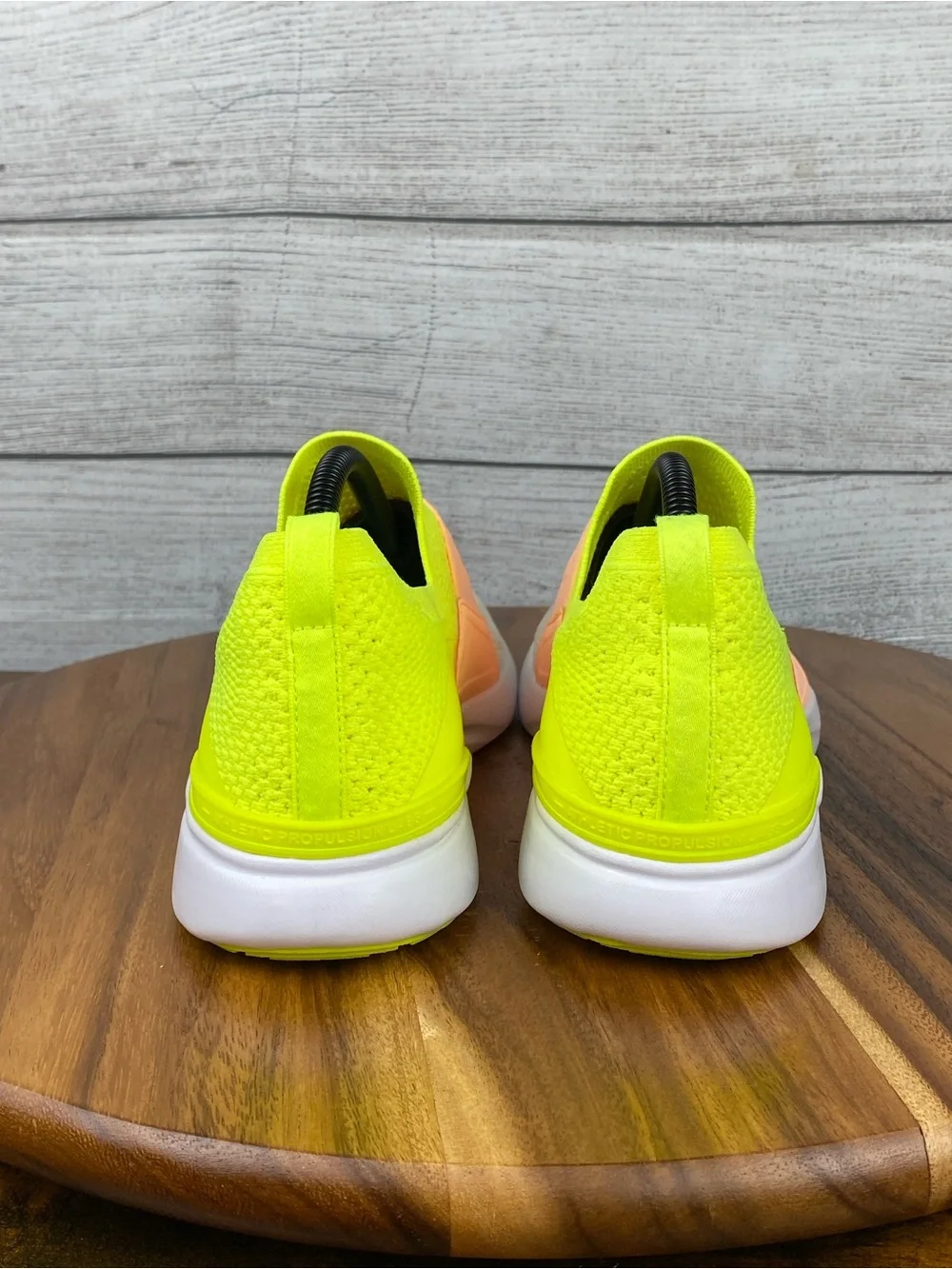 APL TechLoom Bliss Energy Neon Peach Pristine Slip On Running Shoe Size 9.5
